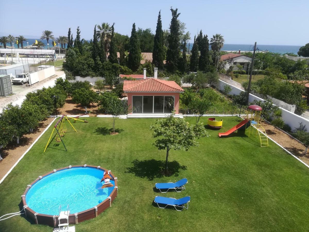Marathon Beachside Villa 100M From The Beach Schinias Exteriör bild